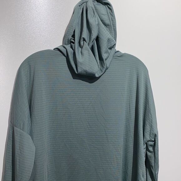 Mondetta Women's Green Performance Luxury Hooded Workout Top Size Small - Picture 8 of 10